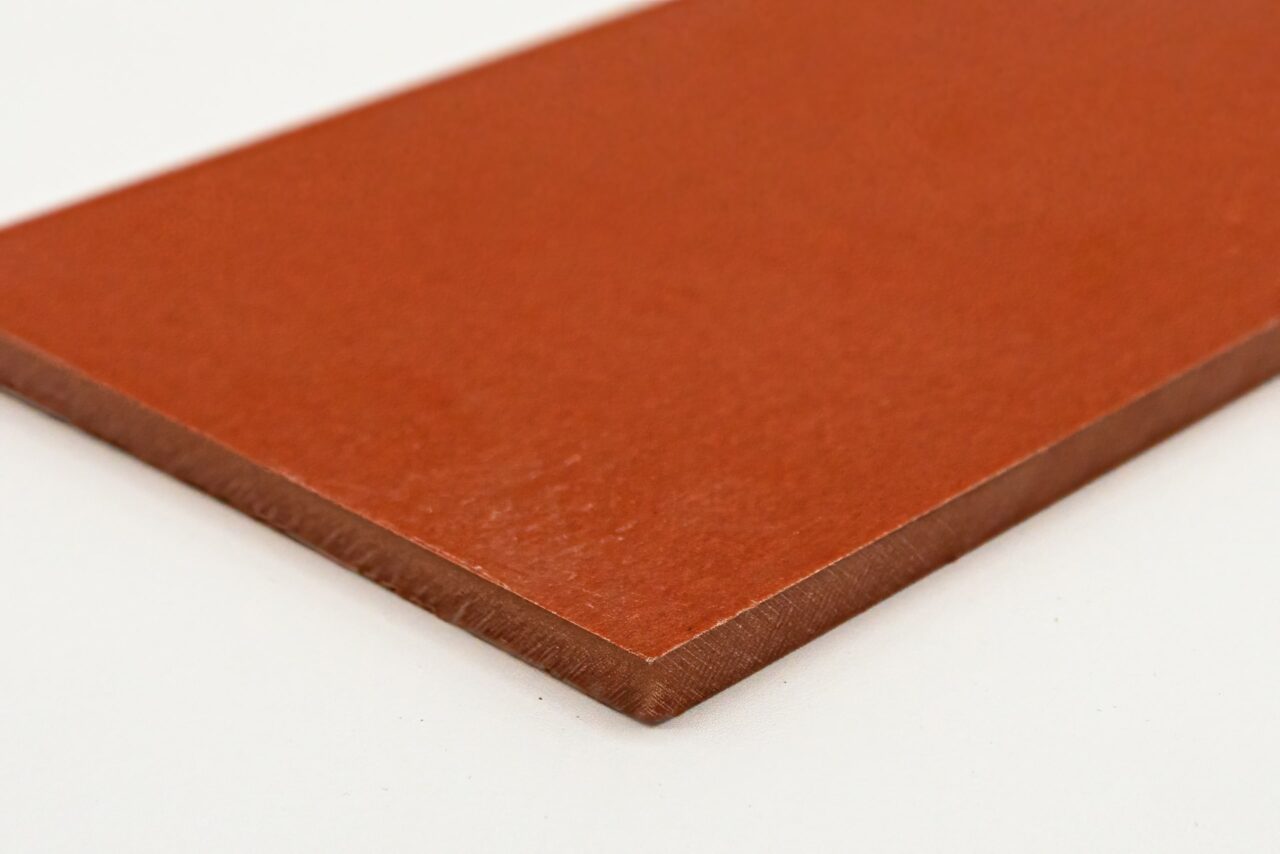 060 Rosso Crystal